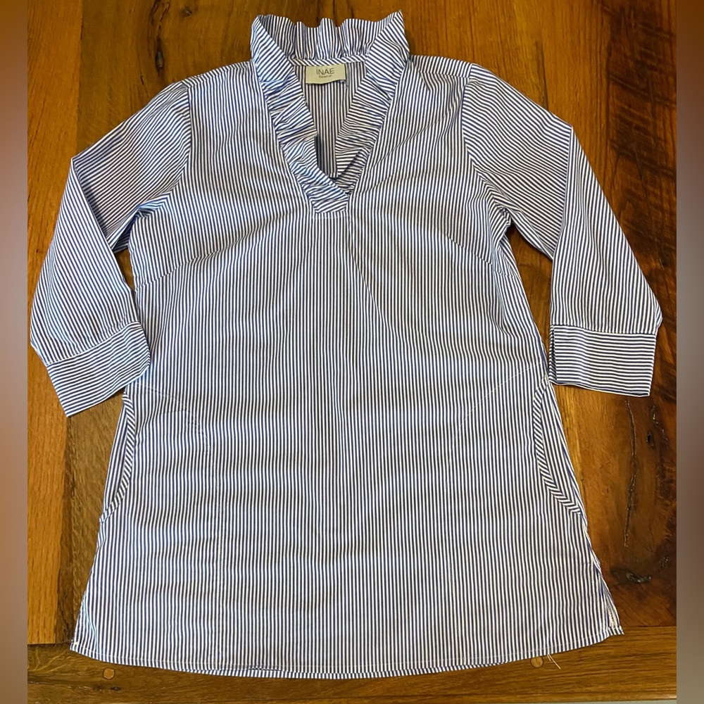 INEA Collection Cotton Blend Stretch Blue and White Striped V-Neck Top, Size XS